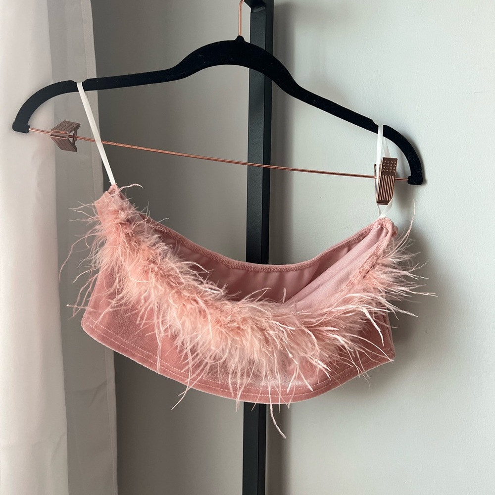 Feather strapless crop top